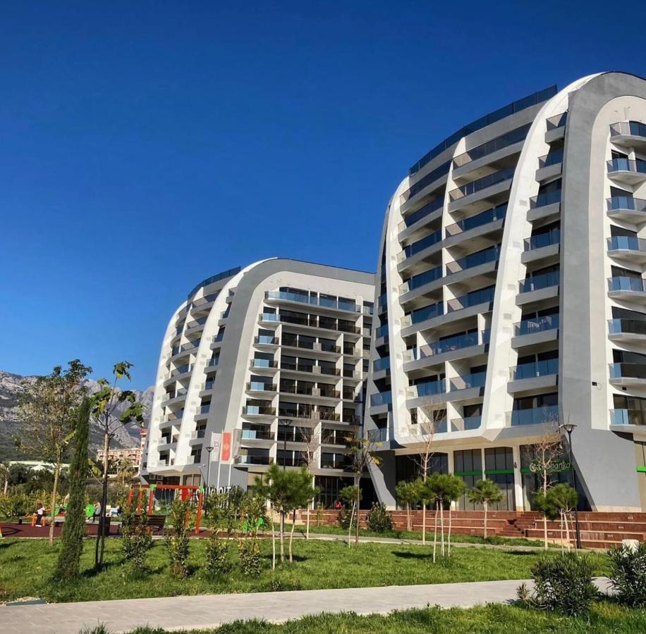Suncoast Suites Bar Zewnętrze zdjęcie